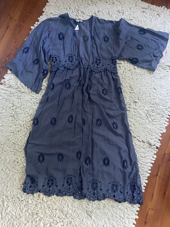 aerie Other - NWT Aerie Gray Embroidered Kimono Duster Cover Up Sz M-L